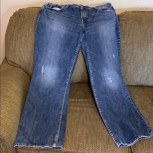 Silver jeans worn 2-3x don’t fit me anymore.